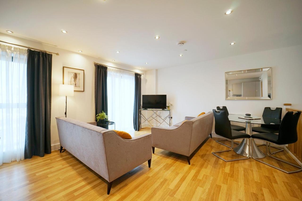 Modern 2 Bed Apartment With Juliet Balcony - Dhb Stays Leeds  Esterno foto
